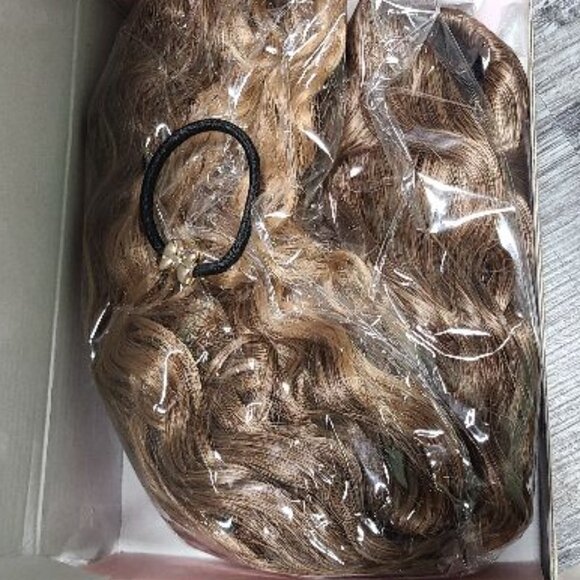 Ponytail Extension,  26" Long Bohemian Curly Highlight Synthetic Brown to Blonde - Picture 2 of 7